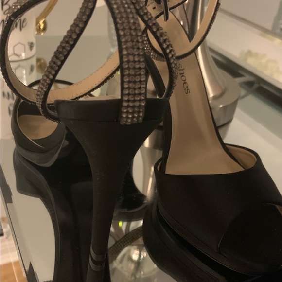 Brand new black heel/ sandals from town shoes - Picture 4 of 5